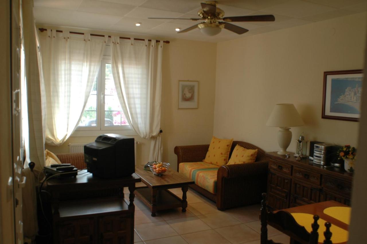 Villa Sol เอมปูเรียบราบา ห้อง รูปภาพ